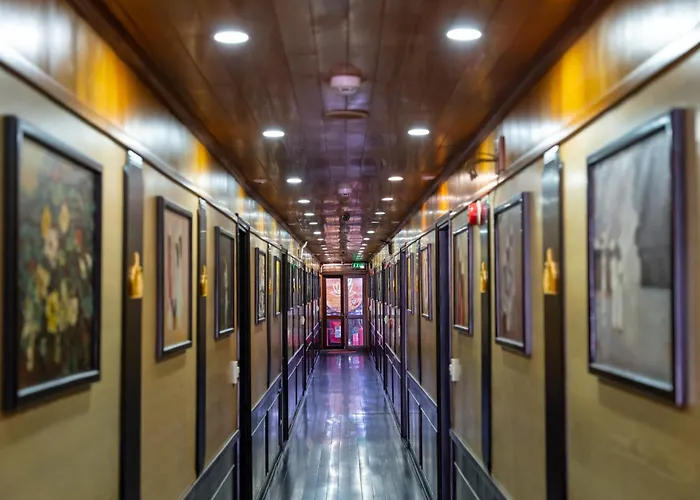 La Regina Royal Cruise 5*