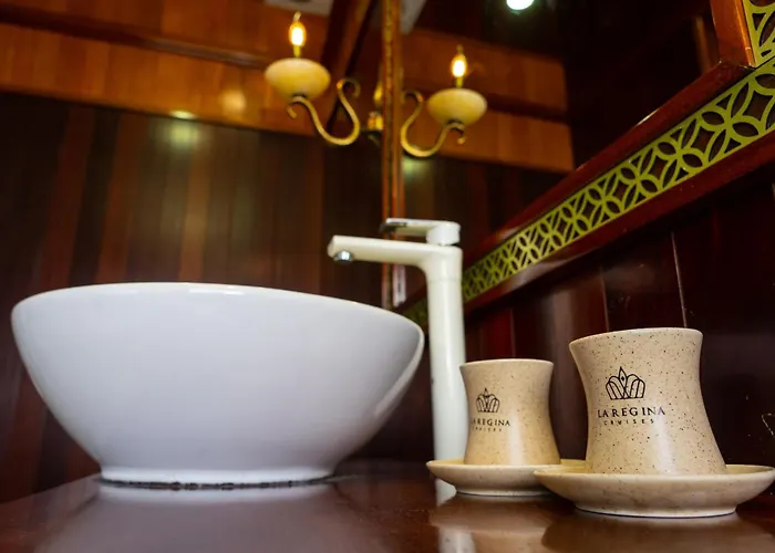 La Regina Royal Cruise Hạ Long