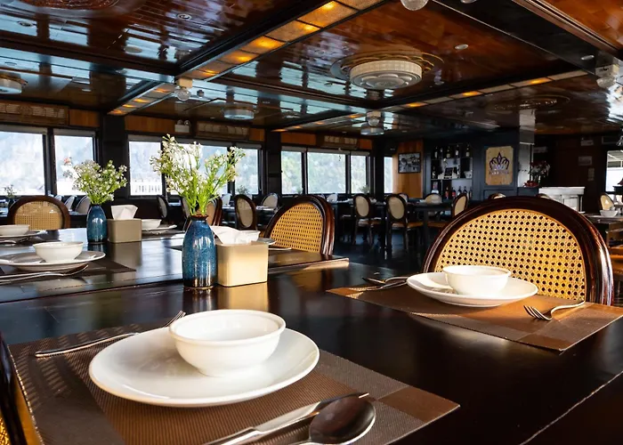 La Regina Royal Cruise 5* Hạ Long