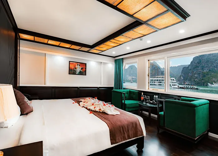 La Regina Royal Cruise Hạ Long