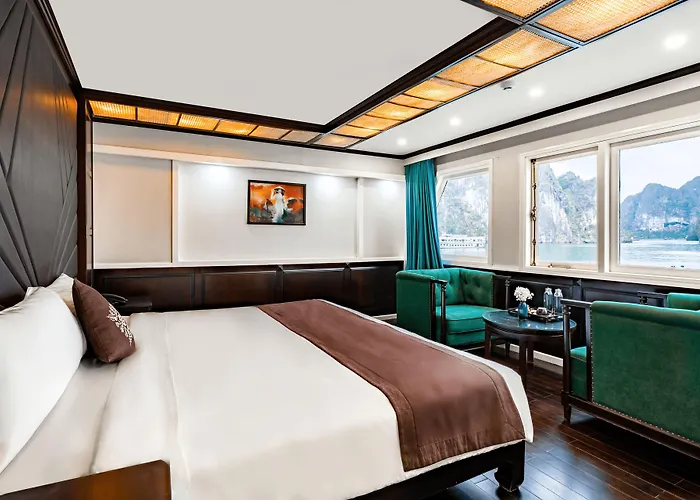 La Regina Royal Cruise  Hạ Long