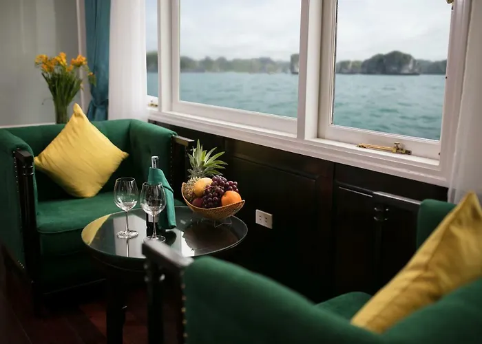  La Regina Royal Cruise Hạ Long